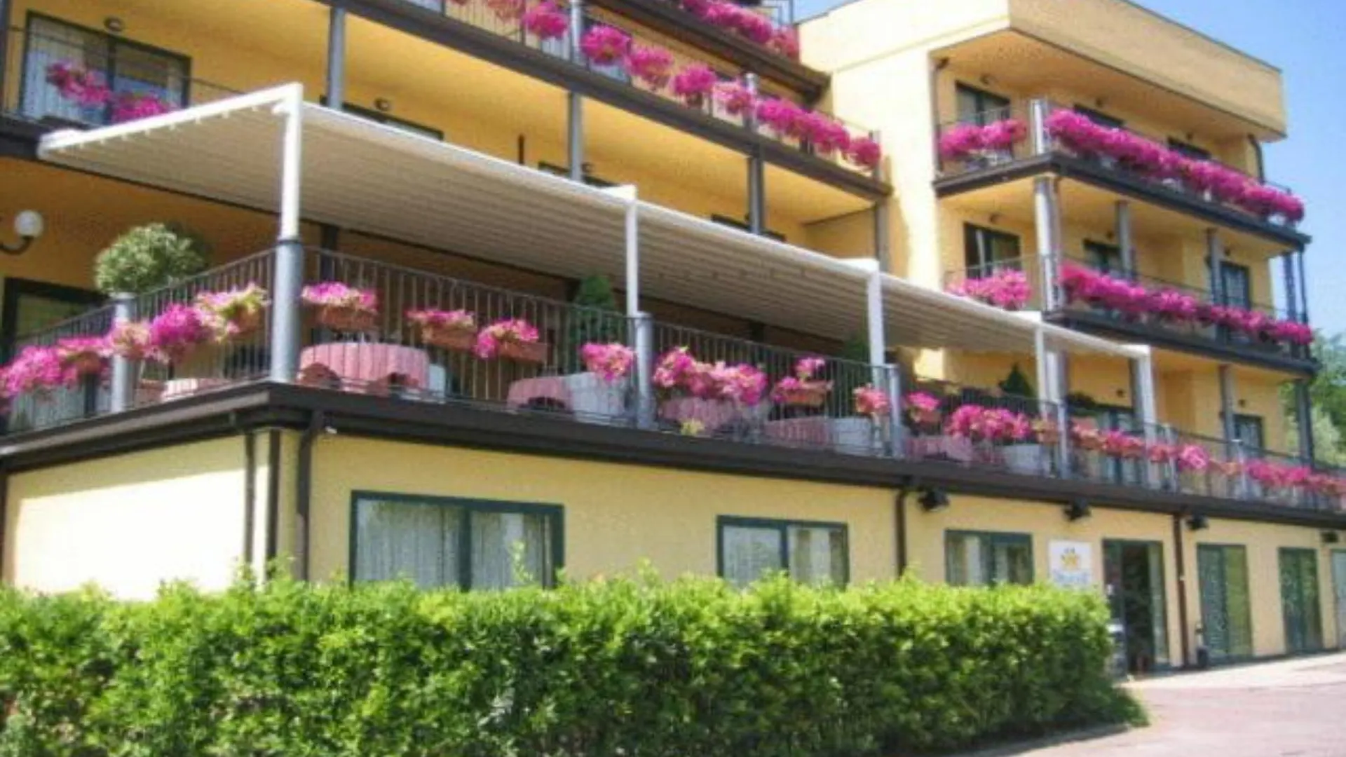 Ahg Riva Del Sole Hotel - Adults Only Moniga del Garda