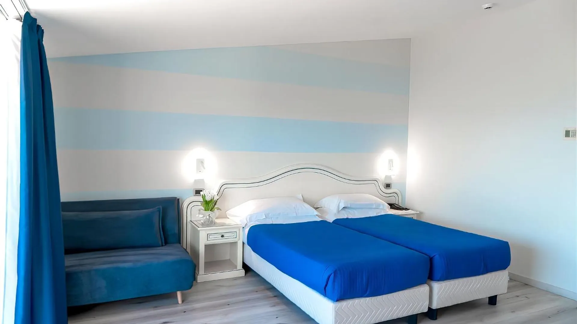 Hotel Riva Del Sole Moniga del Garda 4*,