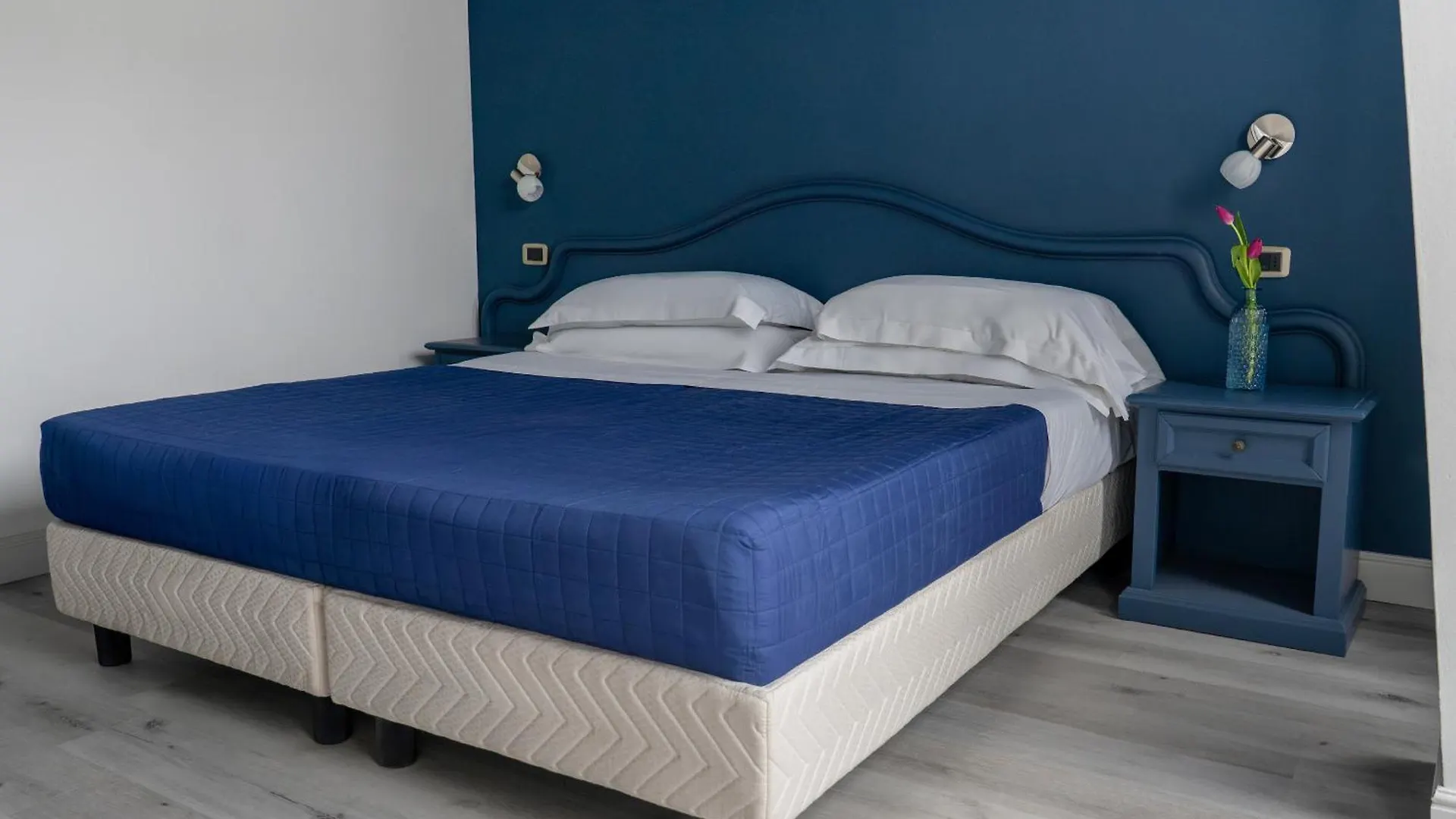 Hotel Riva Del Sole Moniga del Garda Italia